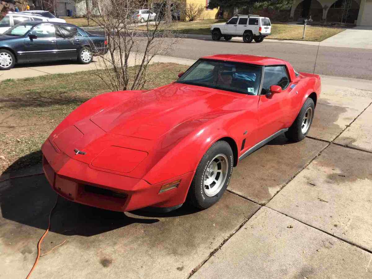 1980 Chevrolet Corvette C3 Sportscar Red RWD Automatic L82 1980 Chevrolet Corvette C3 L82
