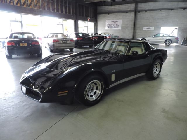 1980 Chevrolet Corvette Corvette Coupe with T-TOP - photo 3