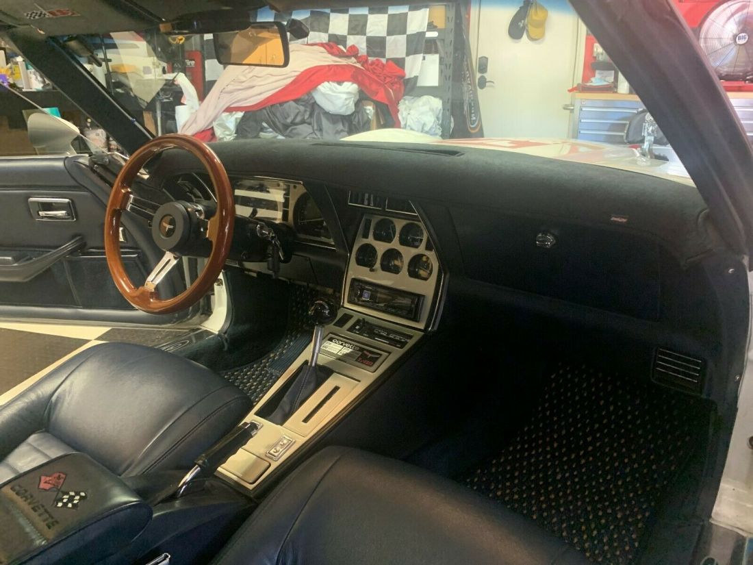 1980 Chevrolet Corvette - photo 4