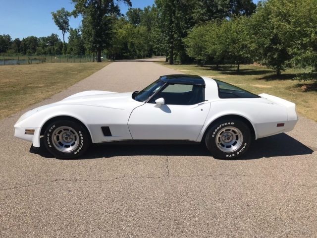 1980 Chevrolet Corvette - photo 7