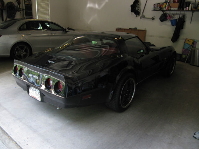 1980 Chevrolet Corvette 2 doors - photo 3