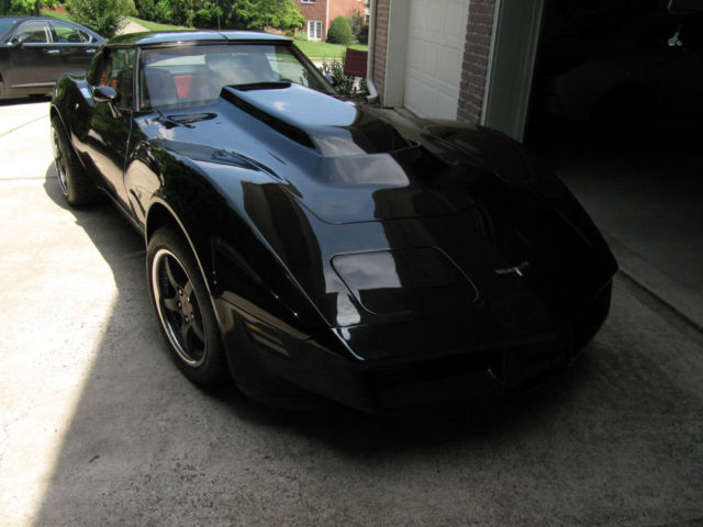 1980 Chevrolet Corvette 2 doors - photo 4
