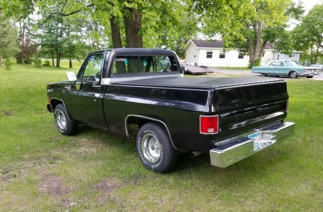 1980 Chevrolet C-10 - photo 2