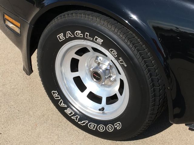 1980 Chevrolet Corvette - photo 3