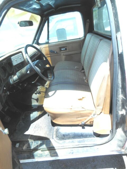 1980 Chevrolet Custom Deluxe 30 - photo 12