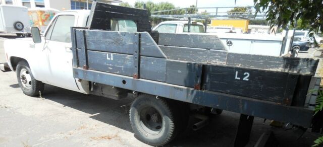 1980 Chevrolet Custom Deluxe 30 - photo 2