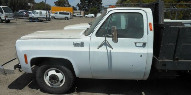 1980 Chevrolet Custom Deluxe 30 - photo 4