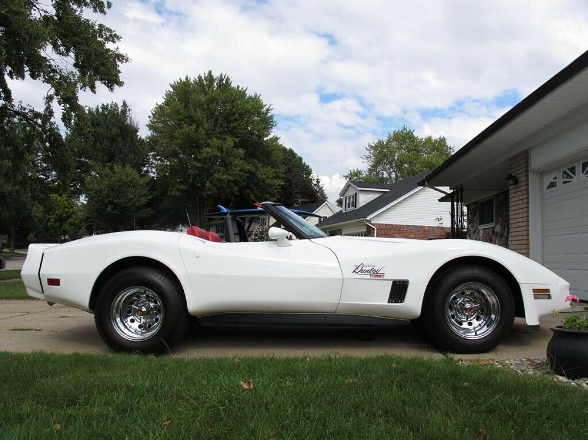 1980 Chevrolet Corvette - photo 2