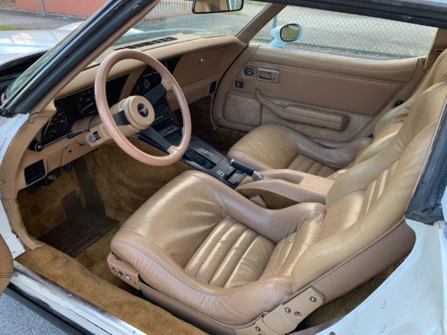 1980 Chevrolet Corvette - photo 12