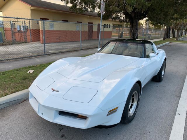 1980 Chevrolet Corvette - photo 3