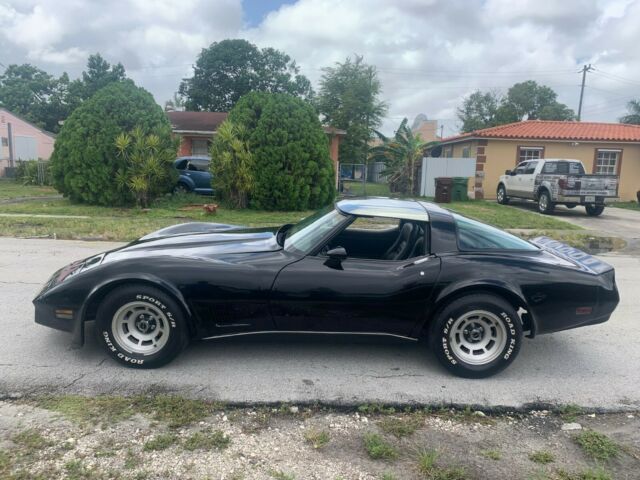 1980 Chevrolet Corvette - photo 3