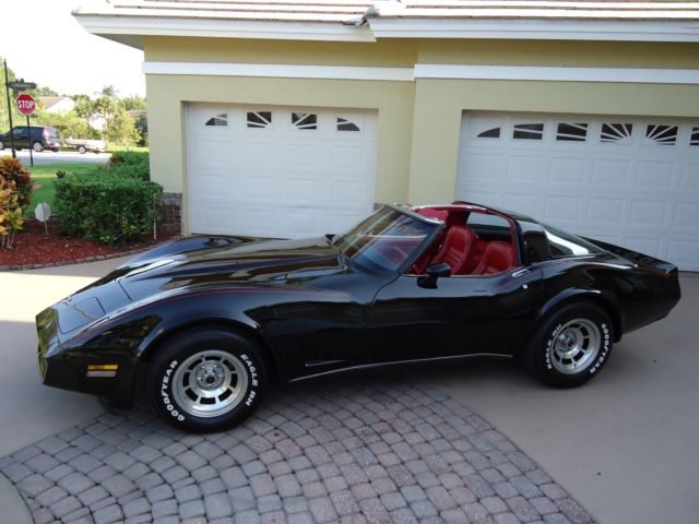 1980 Chevrolet Corvette RED - photo 5