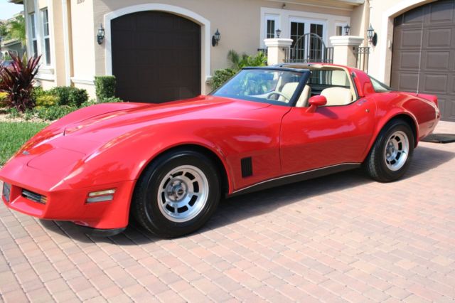 1980 Chevrolet Corvette Coupe Glass T-Tops - photo 2