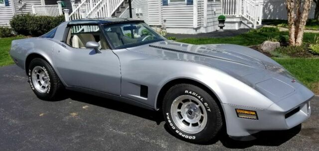 1980 Chevrolet Corvette coupe - photo 3