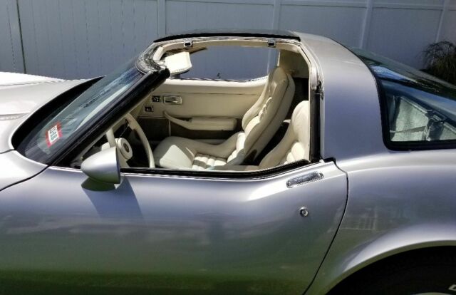 1980 Chevrolet Corvette coupe - photo 6