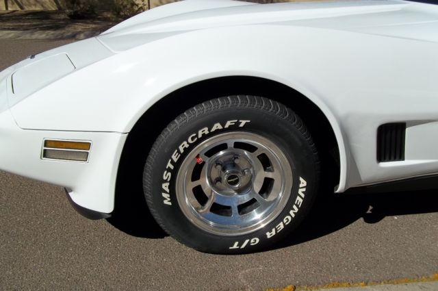 1980 Chevrolet Corvette - photo 12