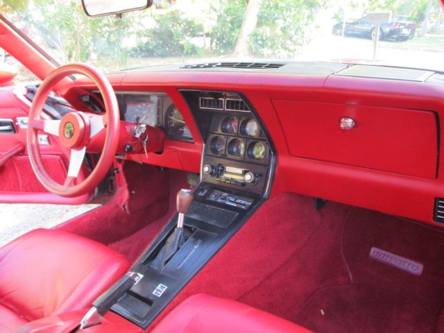 1980 Chevrolet Corvette - photo 13