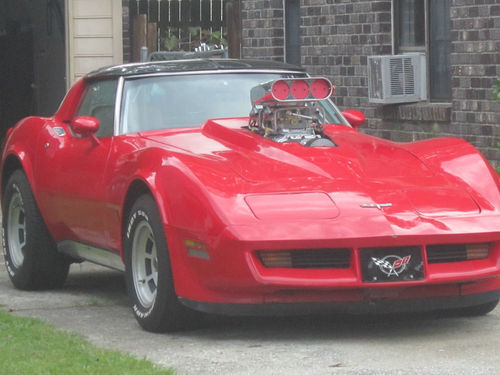 1980 Corvette T-tops Weiand 671 Blower 2 Holly 650 CFM blower carbs 1980 Chevrolet Corvette Base