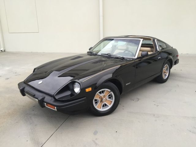 1980 Datsun 280ZX 5spd T-tops Leather Loaded Nissan Black Gold Fully Restored 1980 Datsun 280ZX