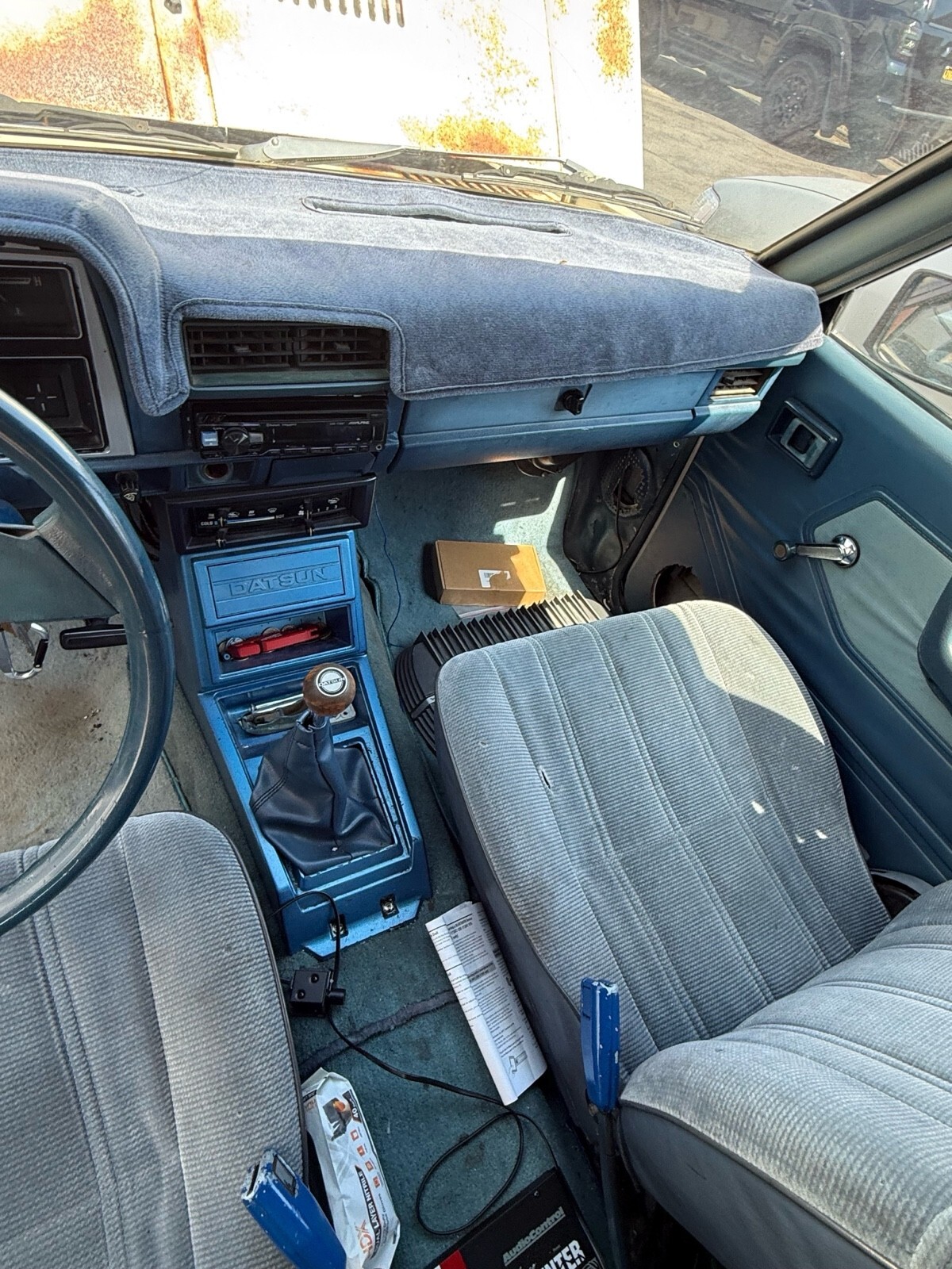 1980 Datsun 720 - photo 9
