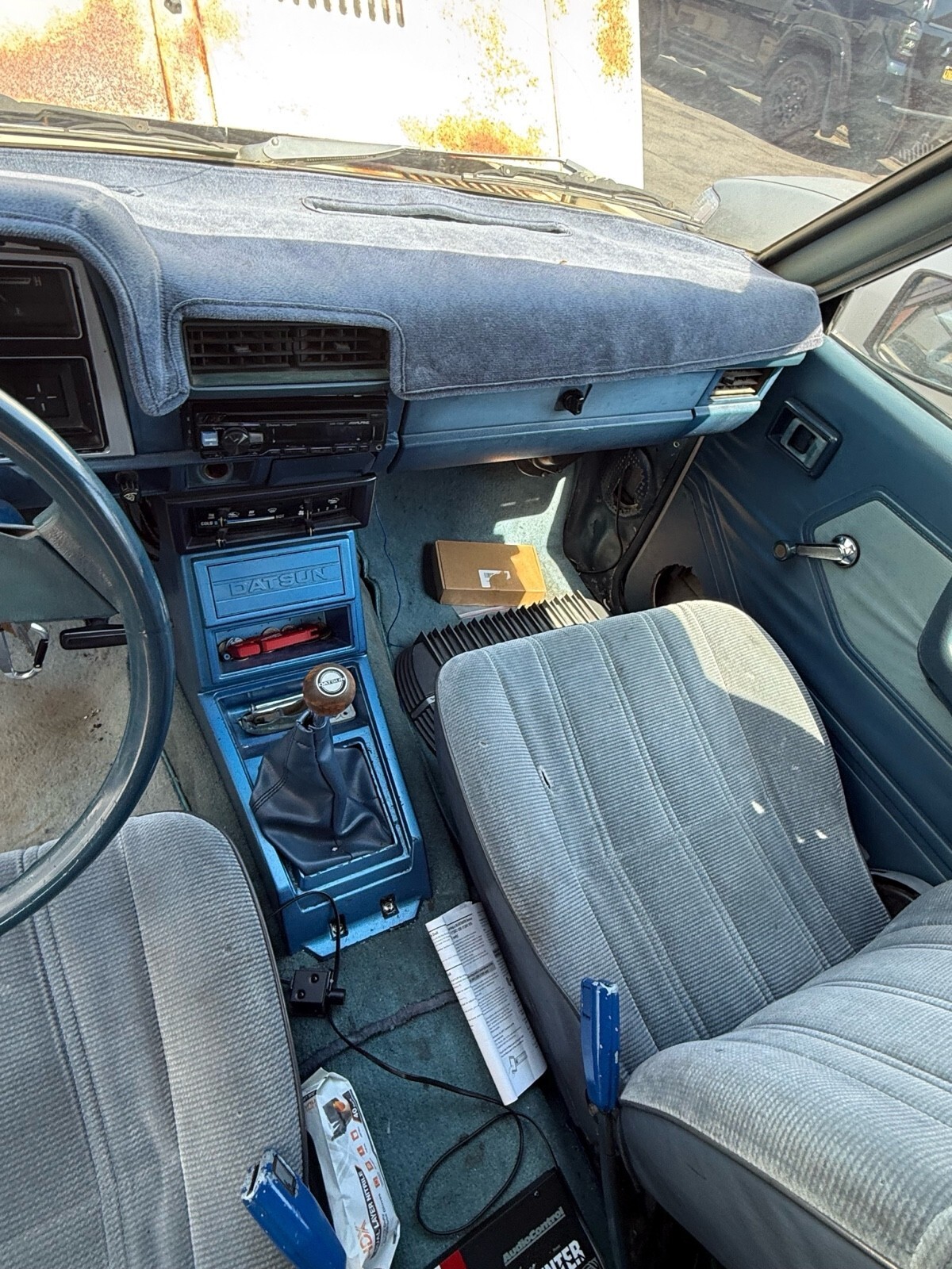1980 Datsun 720 - photo 9
