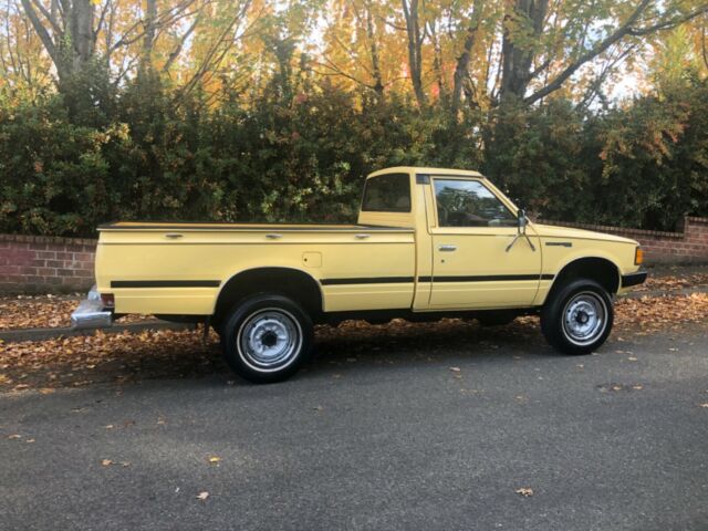 1980 Datsun Pickup 1980 Datsun pick up 4x4 Low miles only 81.k - photo 7