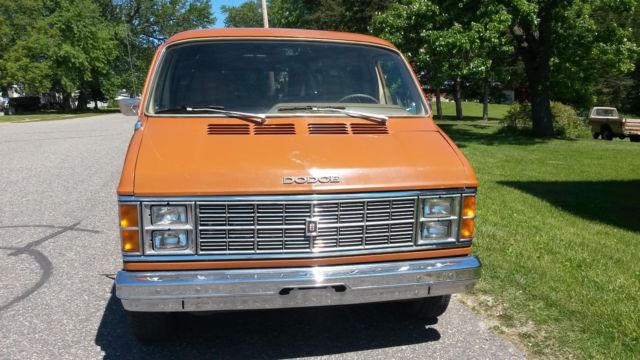 1980 Dodge Ram Van Sportsman - photo 7