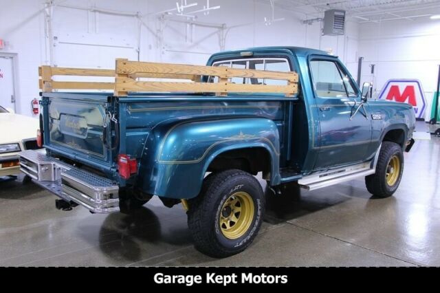 1980 Dodge Other Pickups Power Wagon 4x4 - photo 10