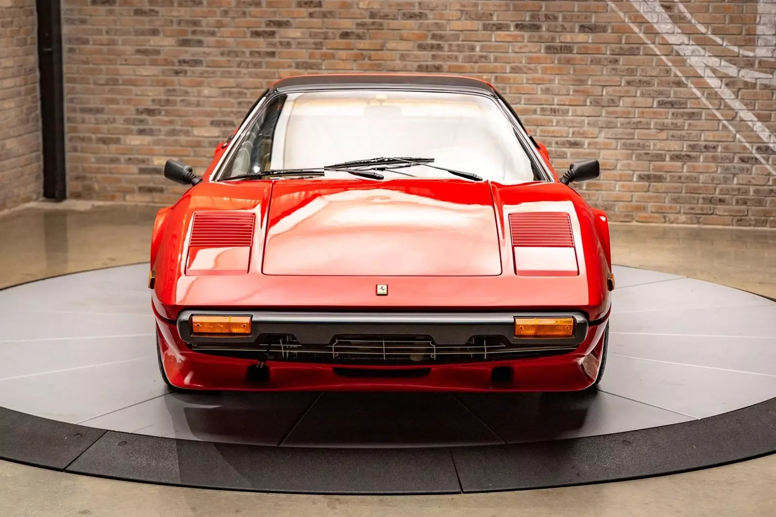 1980 Ferrari 308 GTSi - photo 2