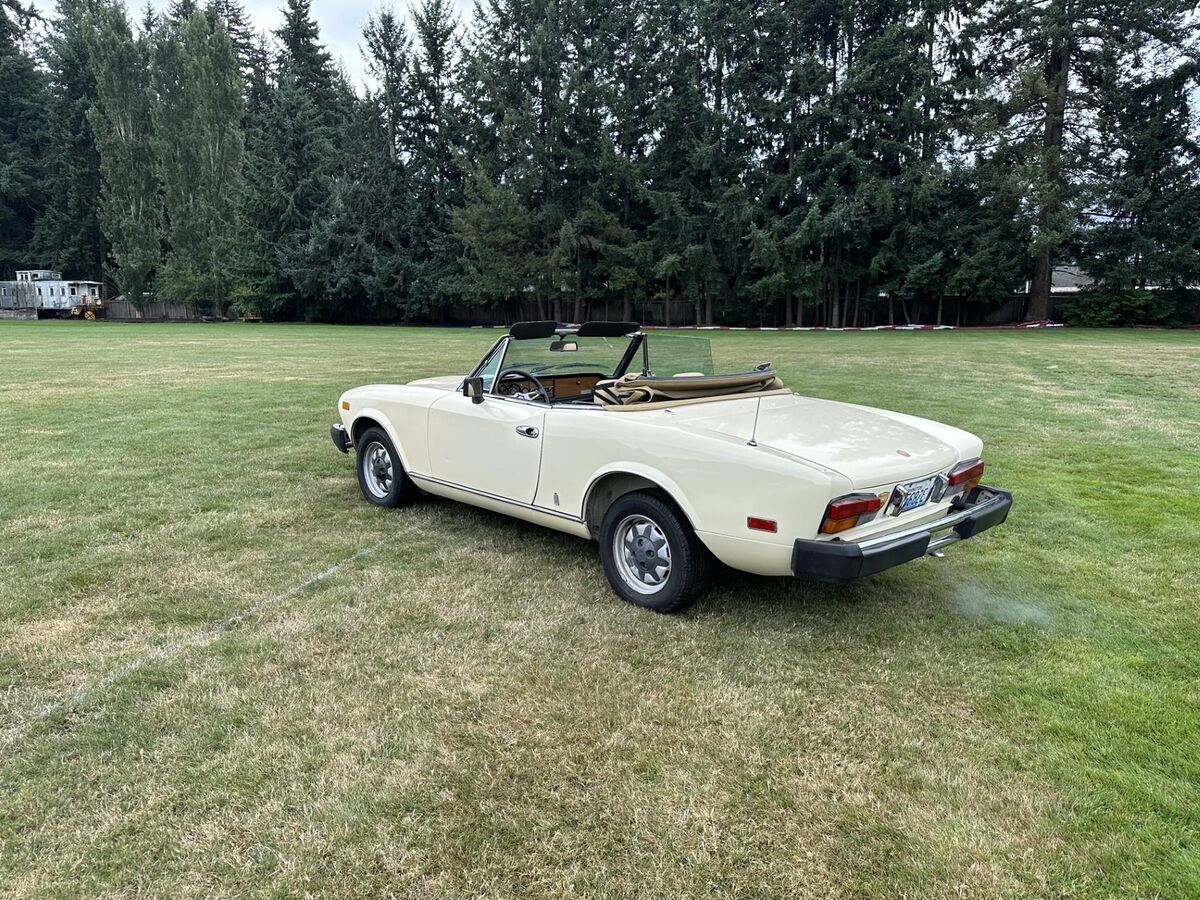 1980 Fiat 124 Convertible - photo 3