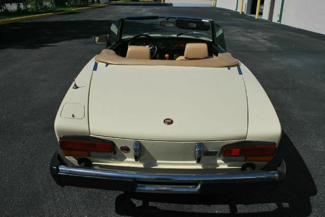 1980 Fiat 124 Spider 2000 - photo 4