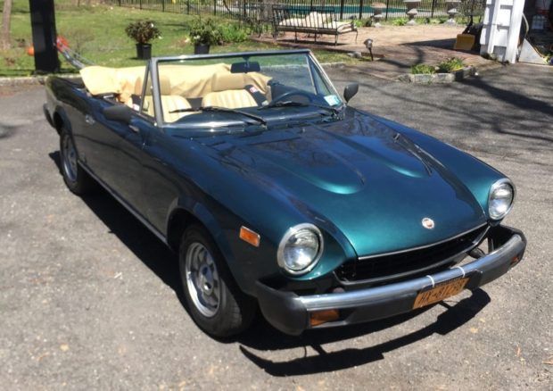1980 Fiat 124 Spider 2000 Pininfarina, two owner US Market car 1980 Fiat 124 Spider
