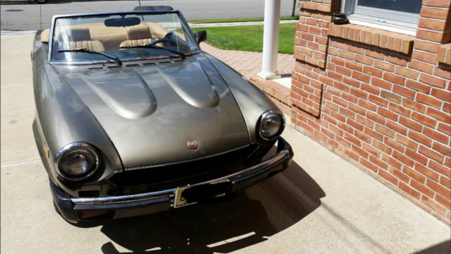 1980 Fiat 124 Spider Convertible 2-Door 2.0L 1980 Fiat Other Spider Convertible 2-Door