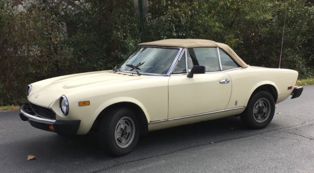 1980 Fiat 124 Spider - Fuel Injected 2.0 1980 Fiat 124 Spider