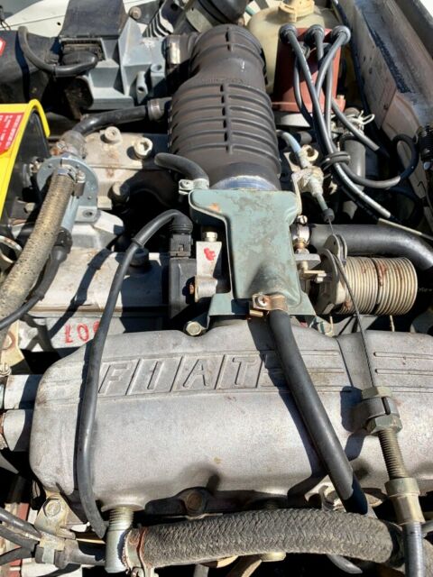 1980 Fiat 124 Spider 2000 FUEL INJECTED - photo 10