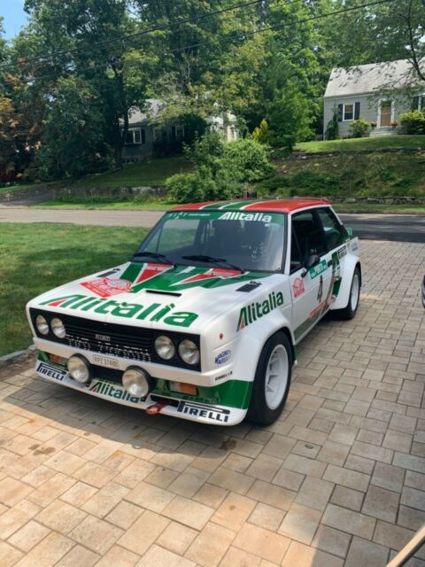 1980 Fiat 131 Abarth- Tribute 1980 Fiat 131 Abarth- Tribute - photo 3