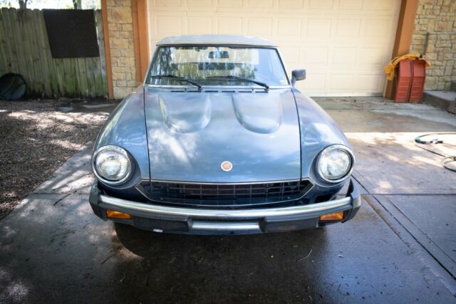 1980 Fiat 2000 Spider Convertible - photo 3