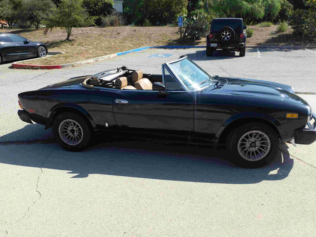 1980 Fiat Spider 2000 - photo 2