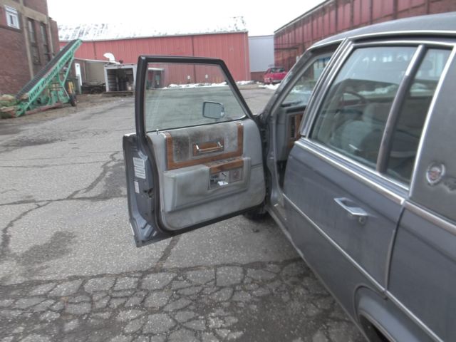 1980 Cadillac Fleetwood DE ELEGANCE - photo 3