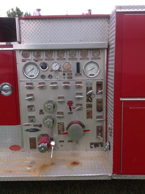1980 Ford 8000 Pierce fire truck - photo 8