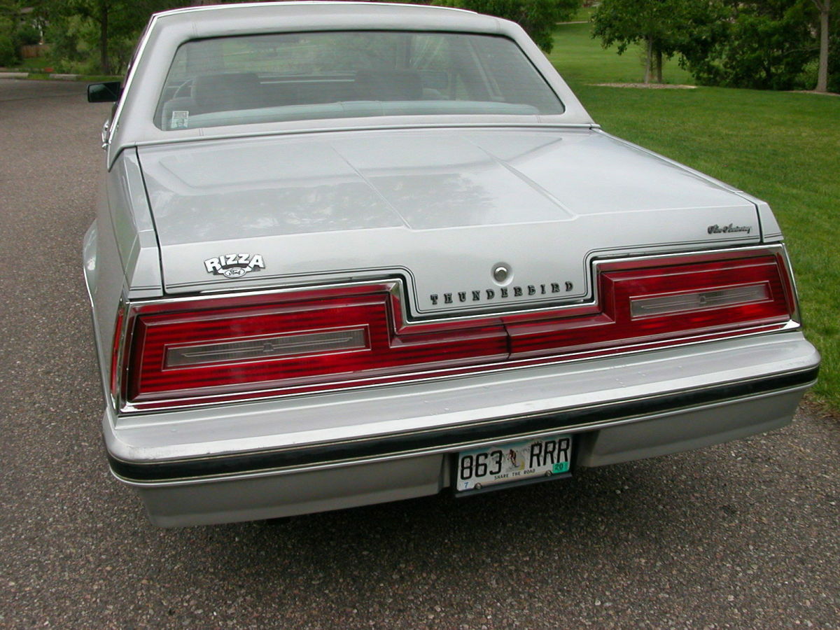 1980 FORD THUNDERBIRD SILVER ANNIVERSARY EDITION LOW LOW MILES V8 302 1980 Ford Thunderbird Deluxe