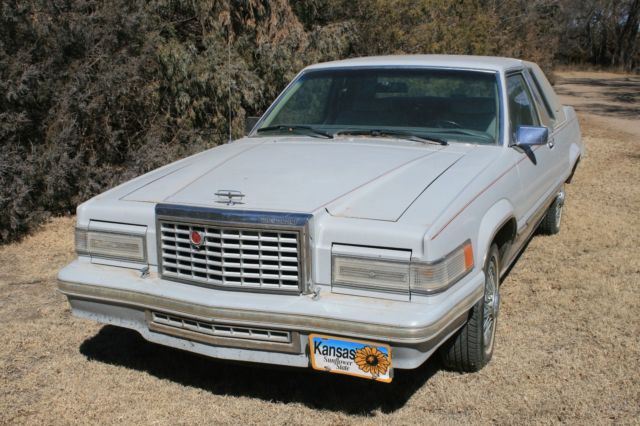 1980 ford thunderbird T-bird. gray. great condition. V8 automatic. fox platform 1980 Ford Thunderbird