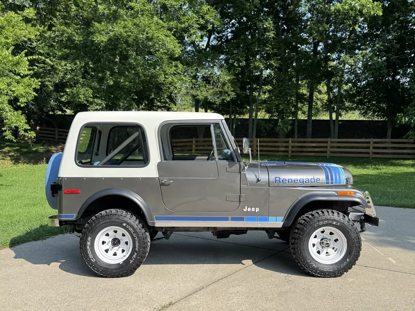 1980 Jeep CJ-7 SUV Grey Renegade 1980 Jeep CJ-7 Renegade