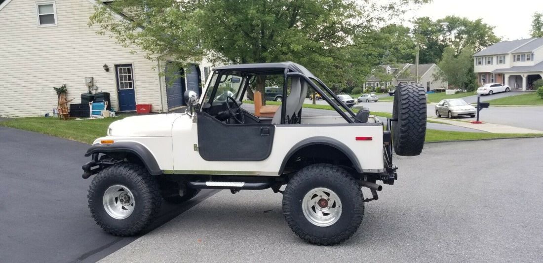 1980 Jeep CJ-7 White 4WD Automatic 1980 Jeep CJ-7