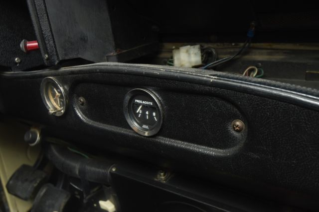 1980 Land Rover Santana 88 - photo 13