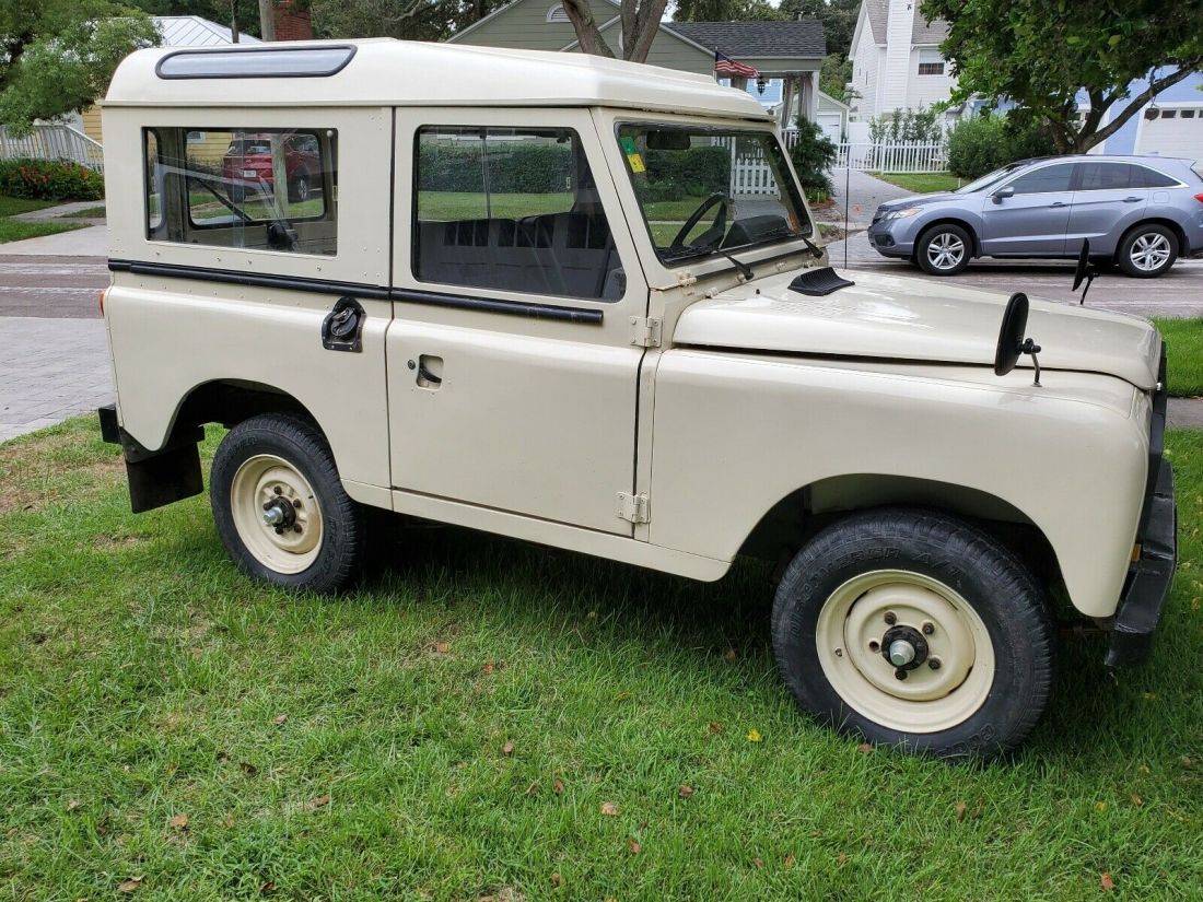 1980 Land Rover Serie III SWB 2.3 D Pickup Brown 4WD Manual 88 Especial 1980 Land Rover Serie III SWB 2.3 D 88 Especial