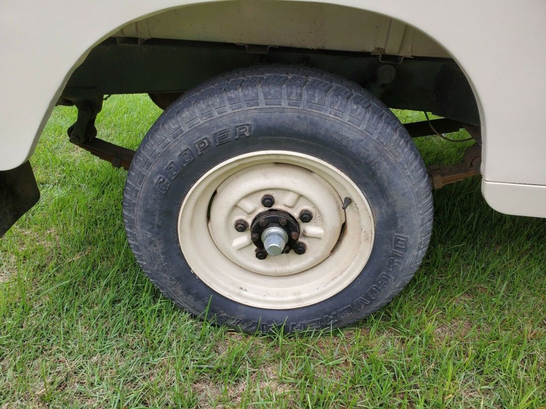 1980 Land Rover Serie III SWB 2.3 D 88 Especial - photo 2