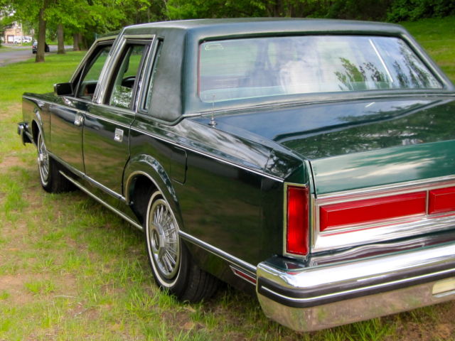 1980 Lincoln Continental Town Car - photo 7