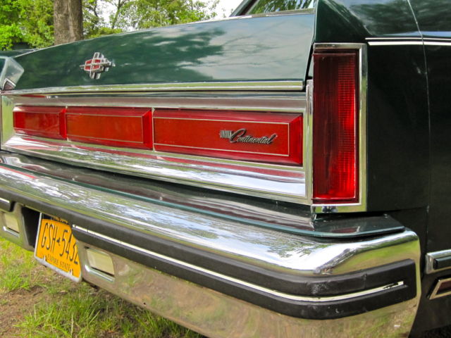 1980 Lincoln Continental Town Car - photo 8