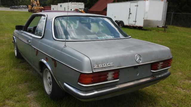 1980 Mercedes-Benz 200-Series AMG - photo 4